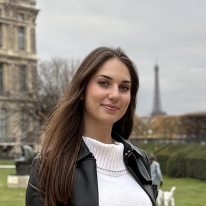 De Almeida Celia Douvaine, 